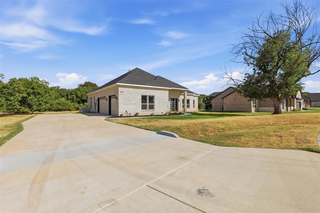 2304 Candlestick Drive Property Photo 29