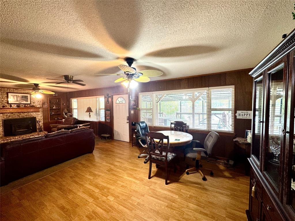 10122 Ash Cove Property Photo 8