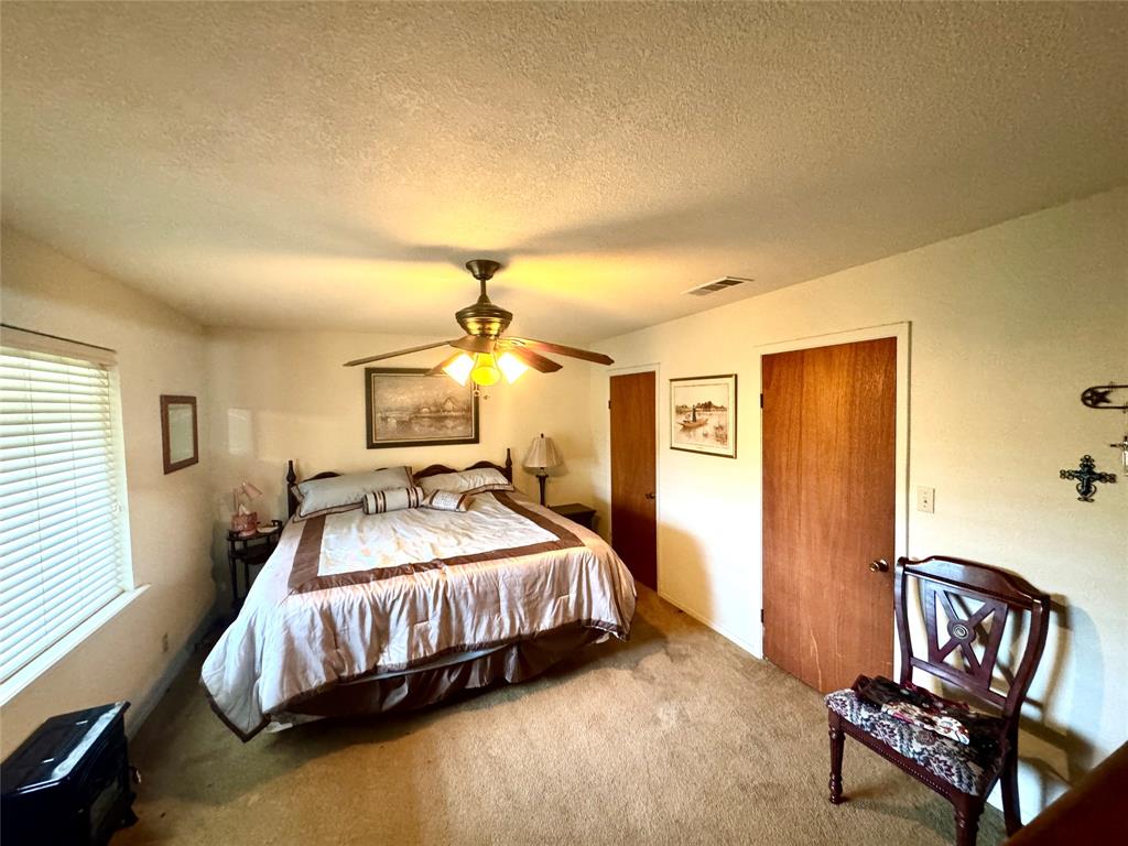 10122 Ash Cove Property Photo 9