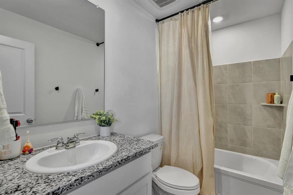 1417 Silver Spruce Lane Property Photo 13