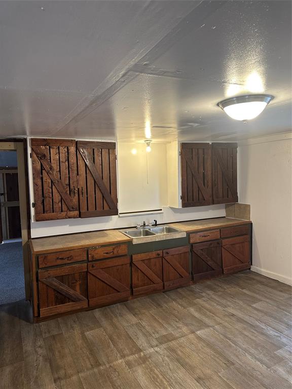 632 W Ayers Avenue Property Photo 6