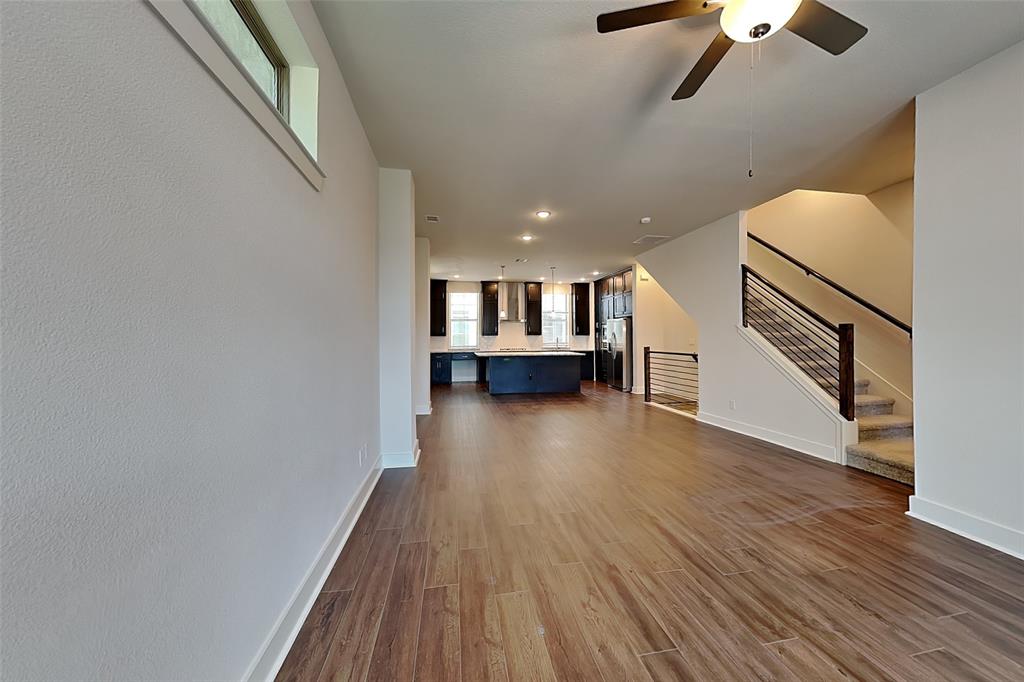 2727 Flowering Peach Lane Property Photo 2