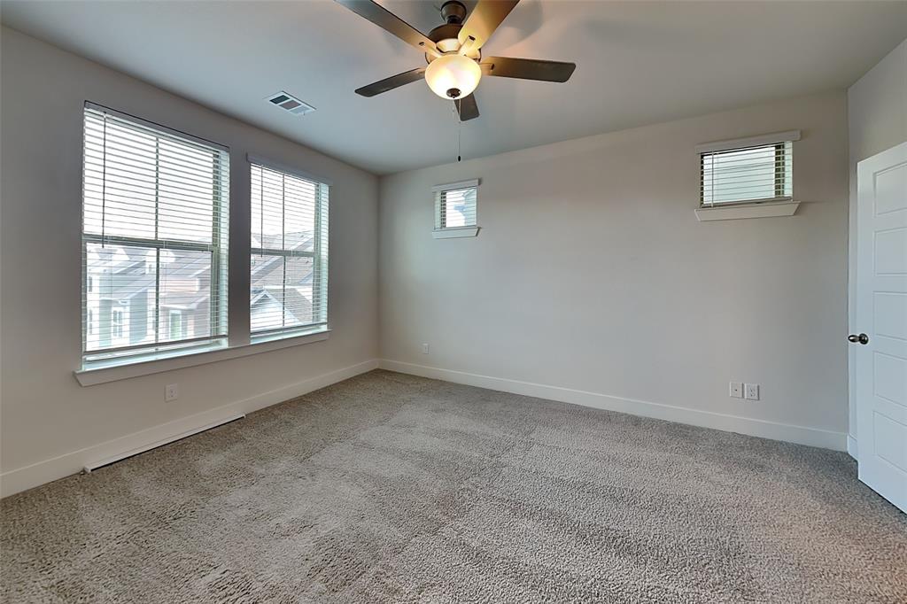 2727 Flowering Peach Lane Property Photo 6