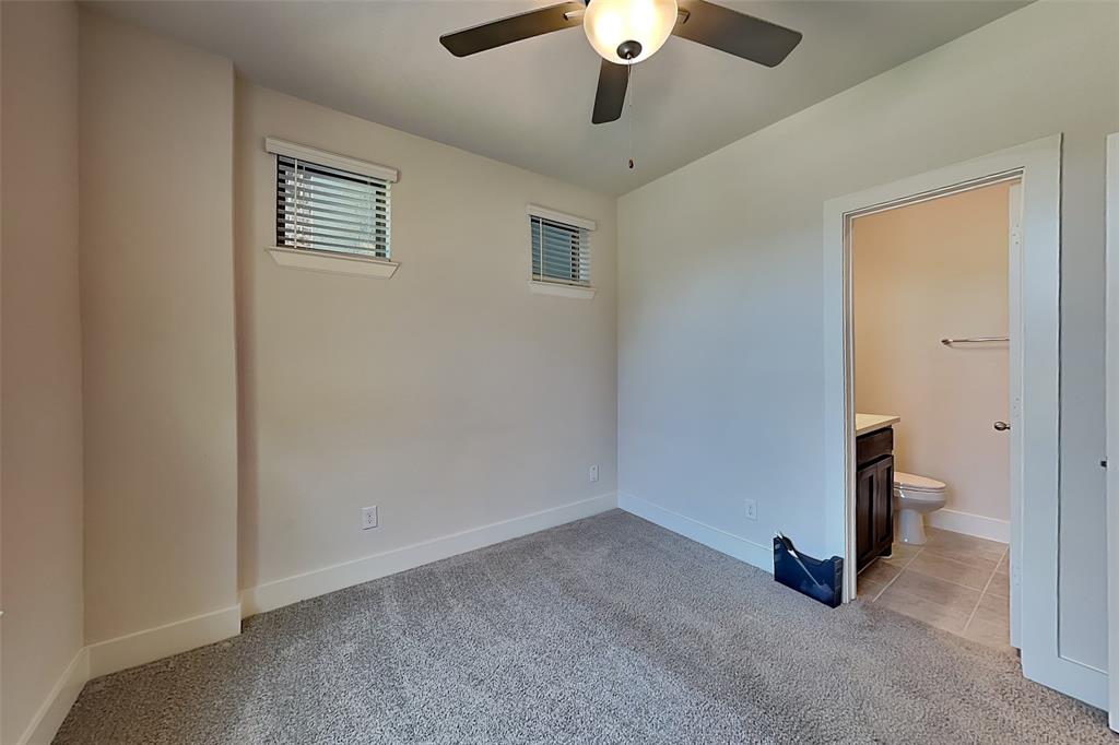 2727 Flowering Peach Lane Property Photo 12