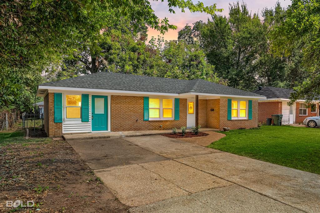 252 Southfield Road Property Photo 1
