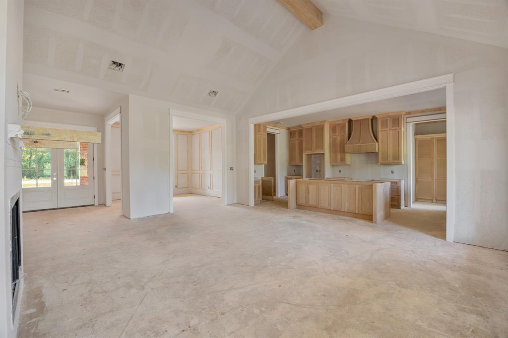 12432 Madison Crossing Property Photo 4