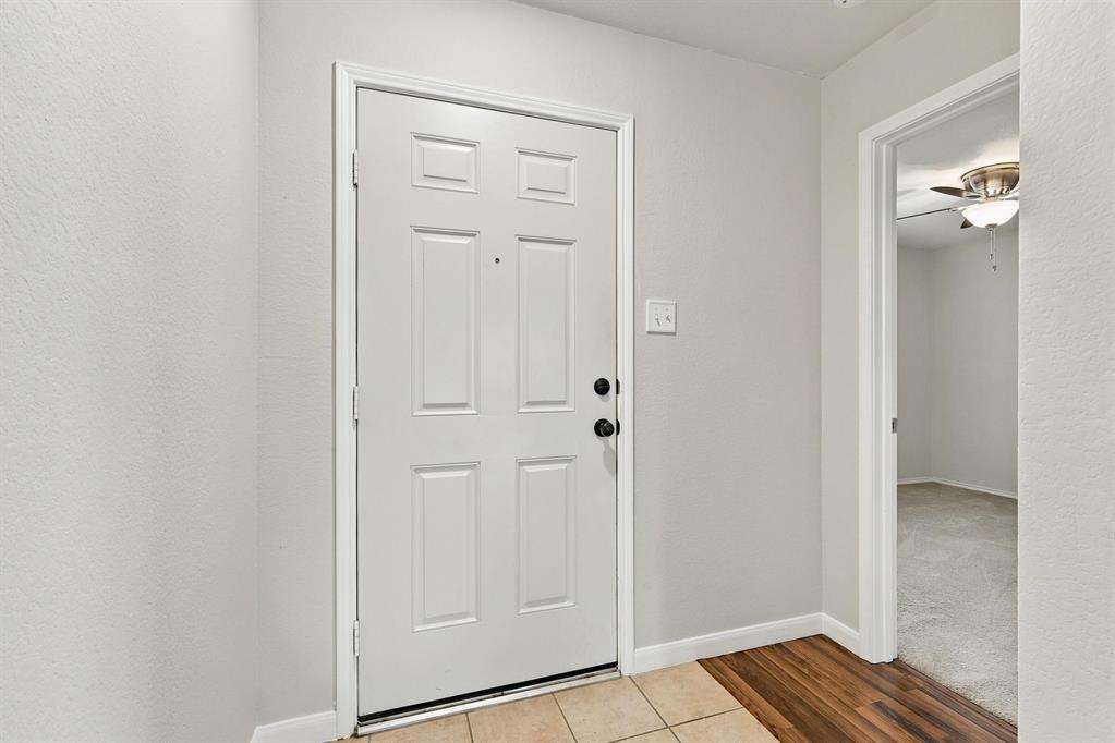 729 Rio Bravo Drive Property Photo 3