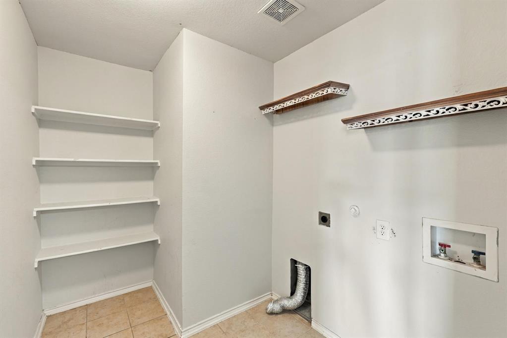 729 Rio Bravo Drive Property Photo 15