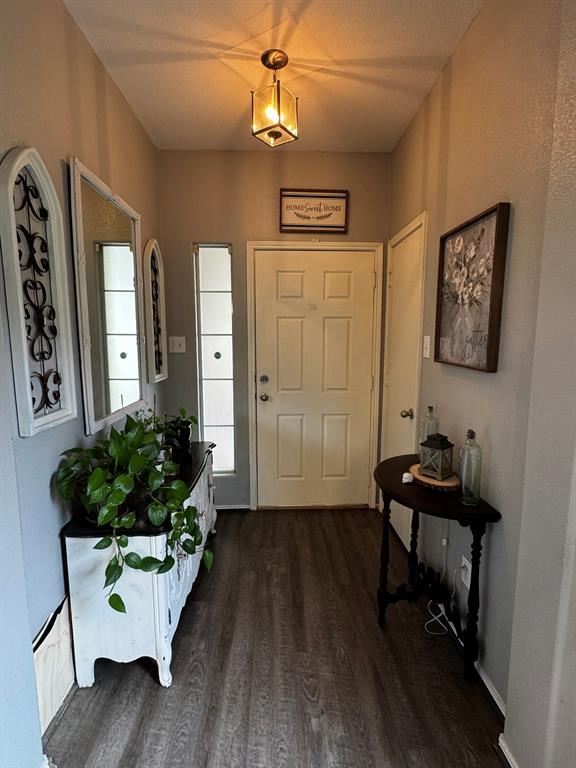 1225 Grand Central Parkway Property Photo 3
