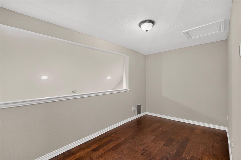 829 Summercreek Drive Property Photo 22