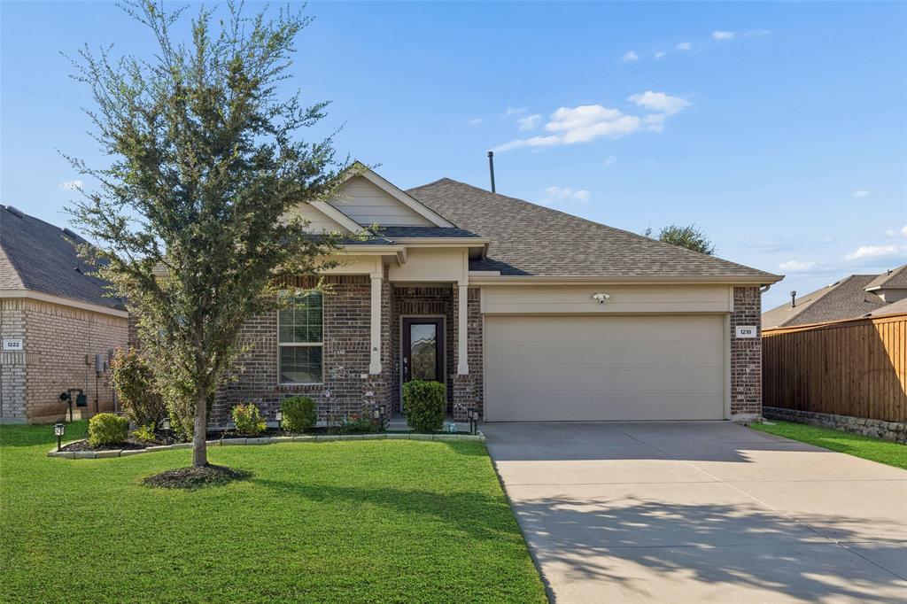1218 Seurat Court Property Photo 2