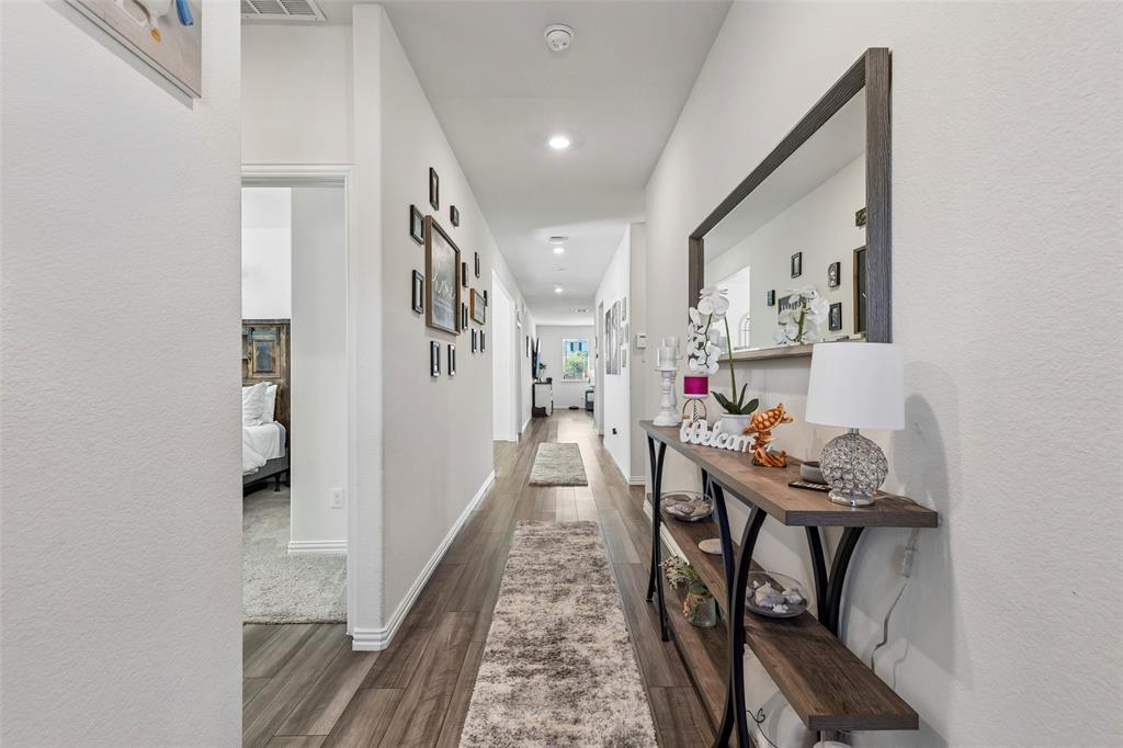 1218 Seurat Court Property Photo 3