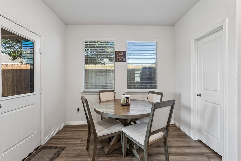 1218 Seurat Court Property Photo 10