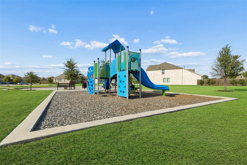 1218 Seurat Court Property Photo 27