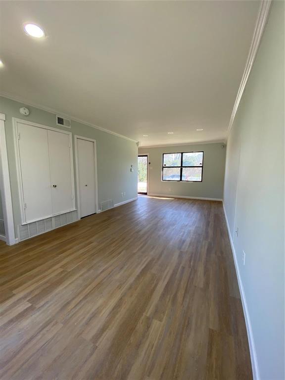 2859 Linhaven Drive Property Photo 4