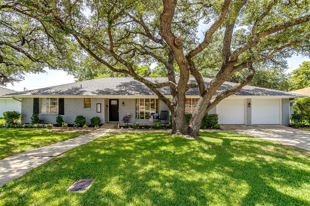 3817 Lawndale Avenue Property Photo 1