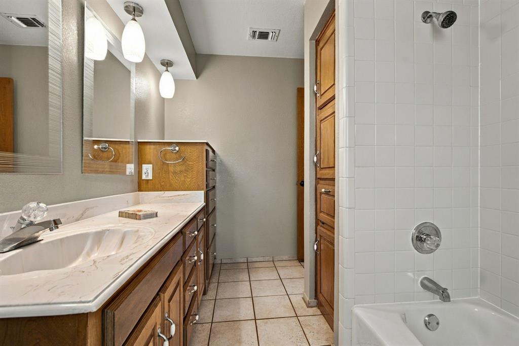 7101 Hazel Place Property Photo 29