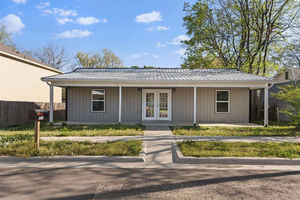 805 S 4th Street Property Photo 1