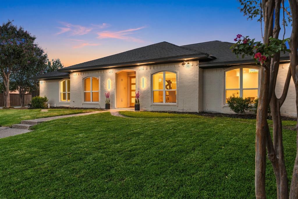 12804 Whispering Hills Drive Property Photo 3