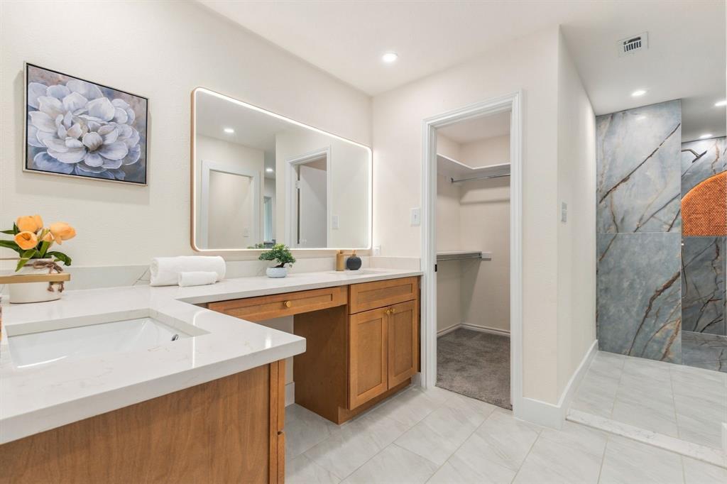 12804 Whispering Hills Drive Property Photo 12