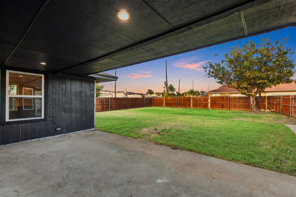 12804 Whispering Hills Drive Property Photo 39