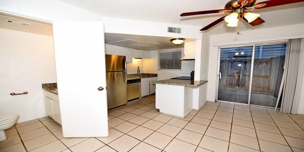 4033 Gilbert Avenue 103 Property Photo 3