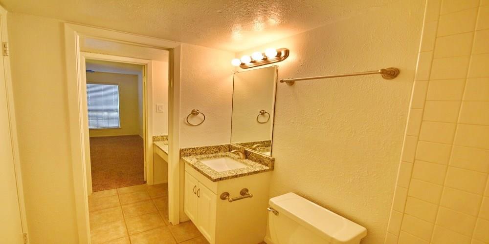 4033 Gilbert Avenue 103 Property Photo 15