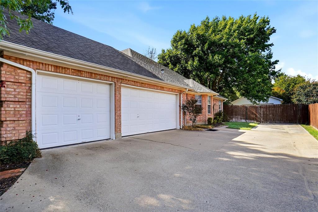 1703 Chretien Point Drive Property Photo 40