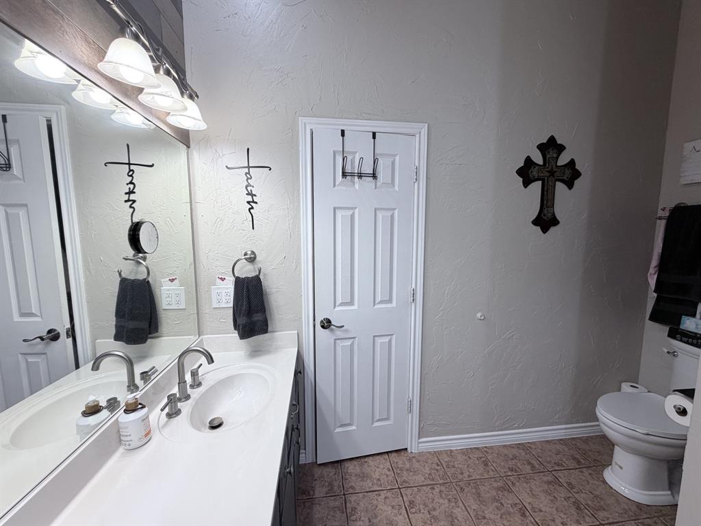 313 An County Road 2145 Property Photo 25