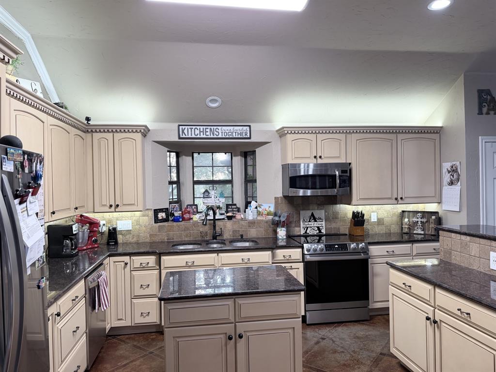 313 An County Road 2145 Property Photo 34