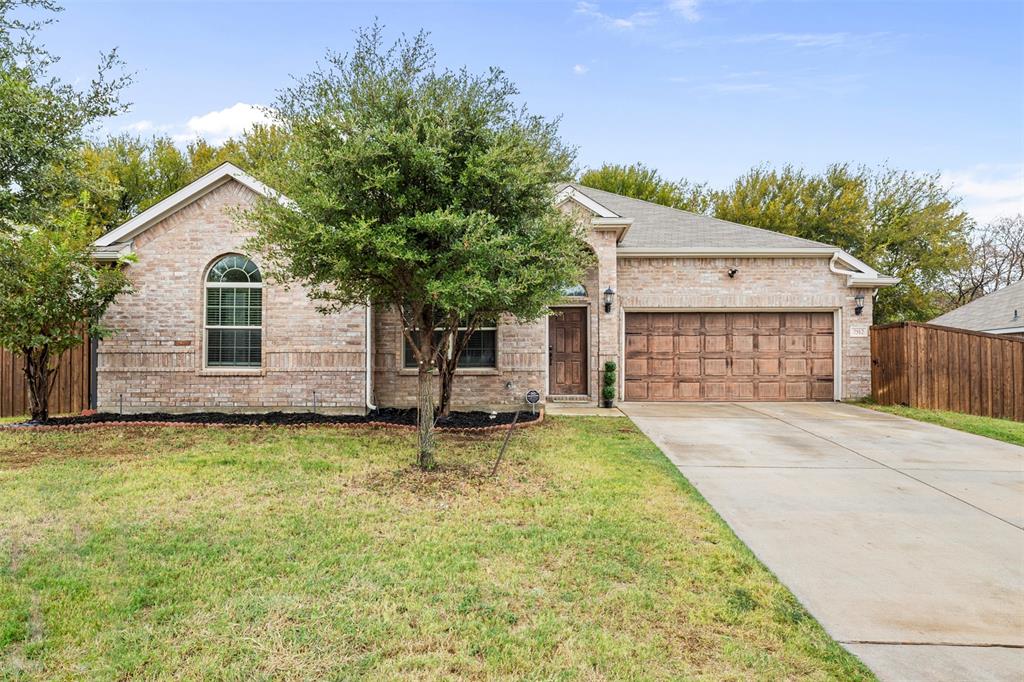 7512 Rose Crest Boulevard Property Photo 1