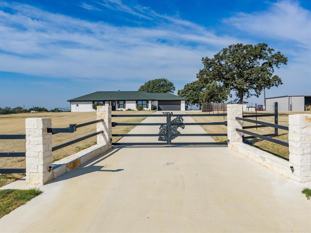 3914 Alamo Road Property Photo 1