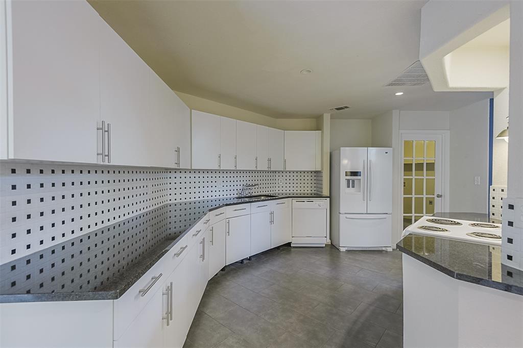 2210 Winter Sunday Way Property Photo 2