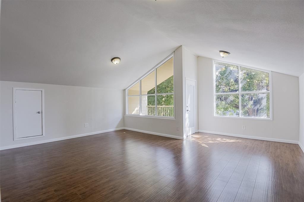 2210 Winter Sunday Way Property Photo 5
