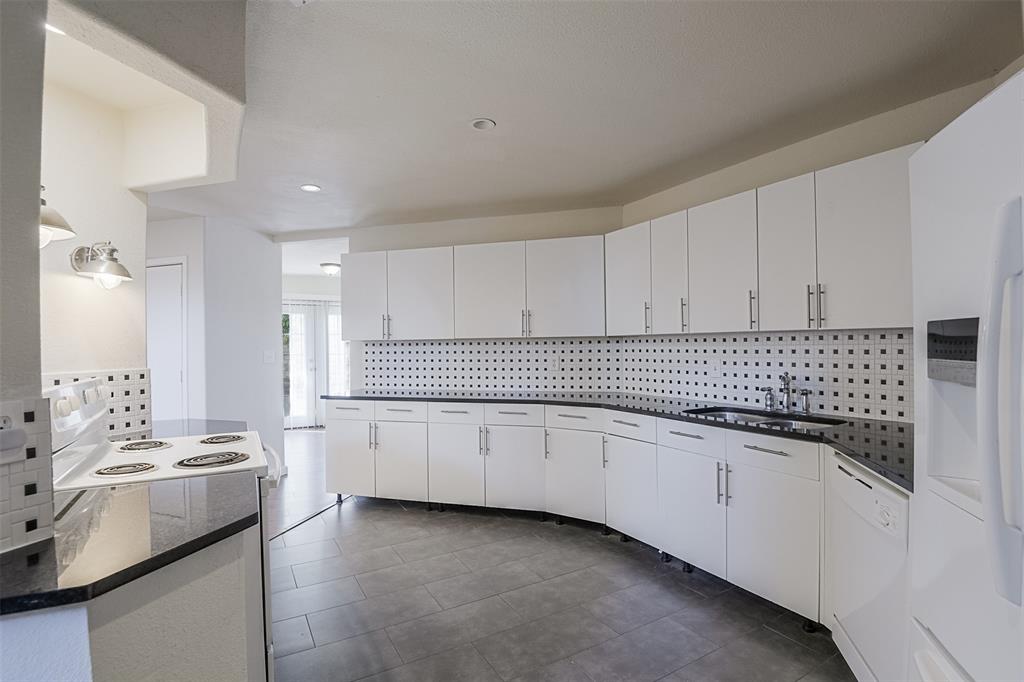 2210 Winter Sunday Way Property Photo 17