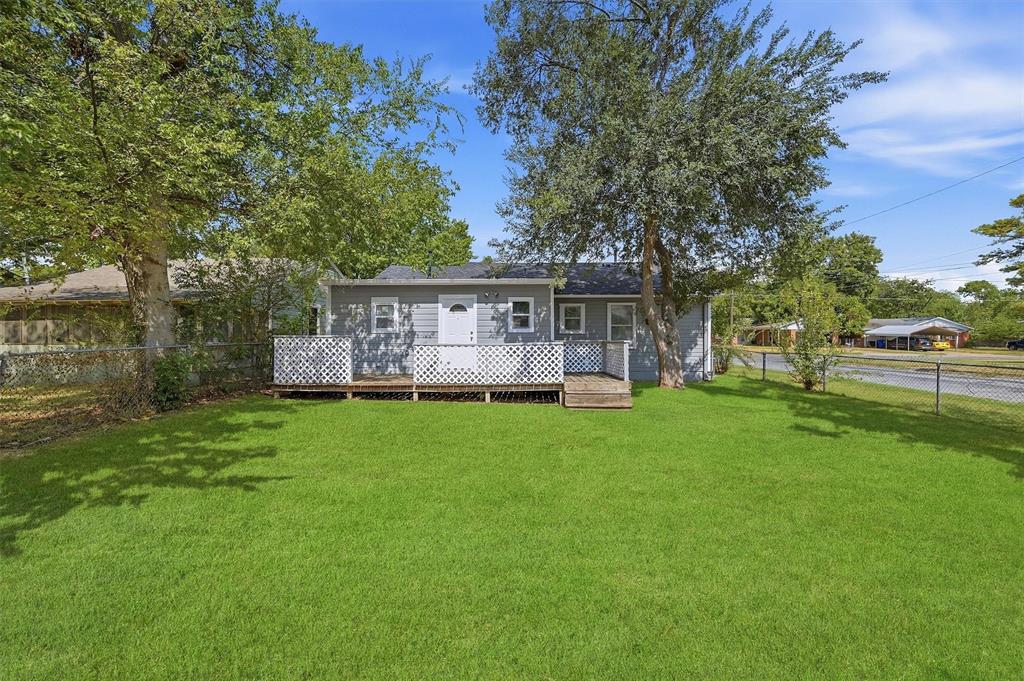 302 W Dexter Street Property Photo 18