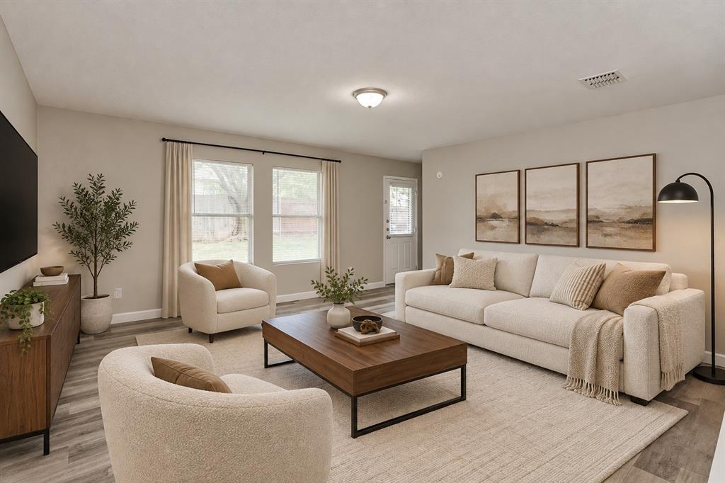 829 Santa Rosa Drive Property Photo 3