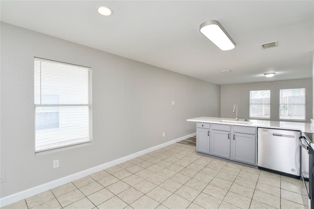 829 Santa Rosa Drive Property Photo 12