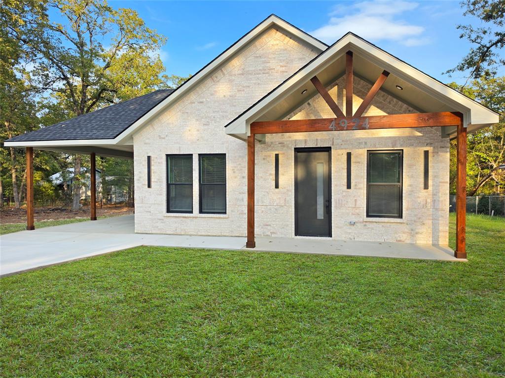 4924 Boca Chica Property Photo 2