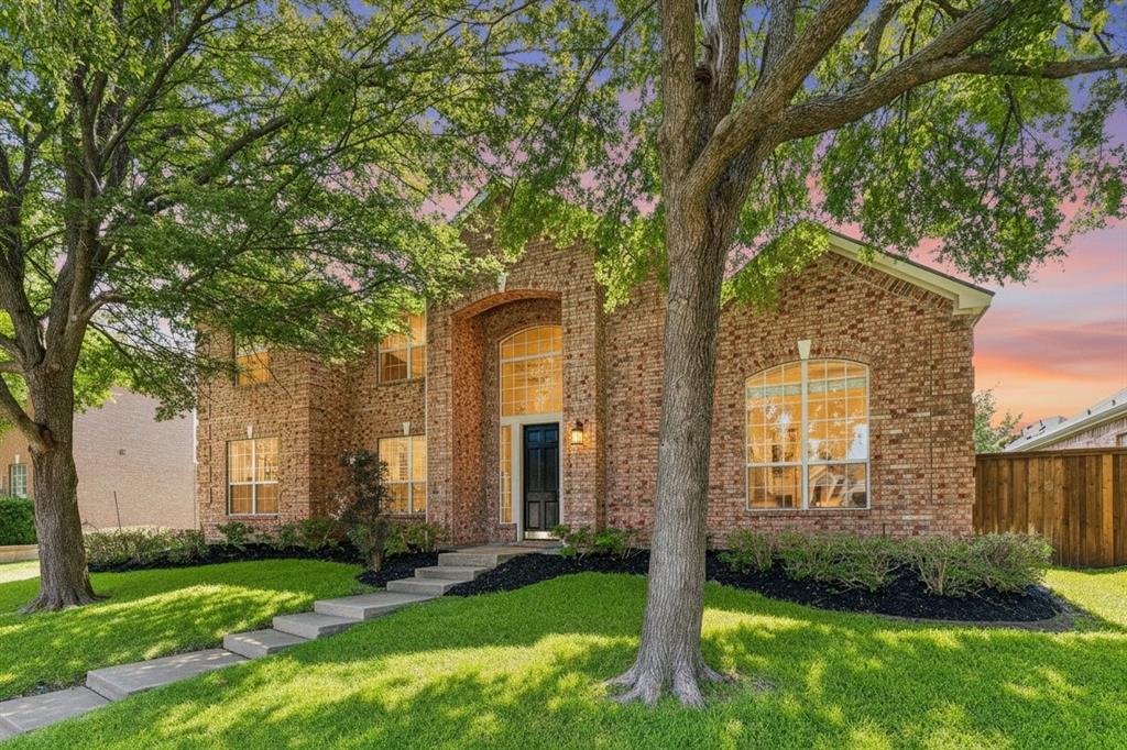 8121 Skyridge Drive Property Photo 1