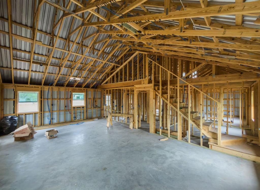 933 Hcr 2224 Property Photo 3