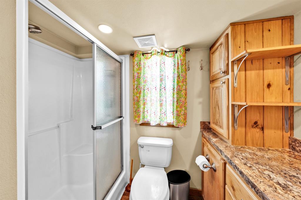 128 County Road 4849 Property Photo 33