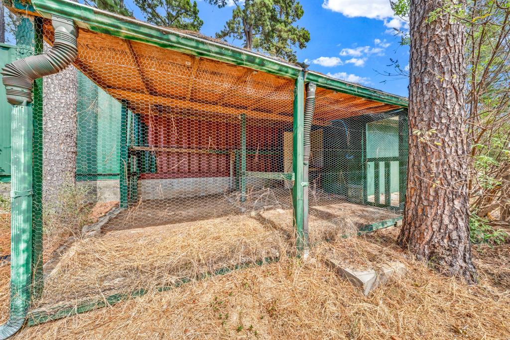 128 County Road 4849 Property Photo 40