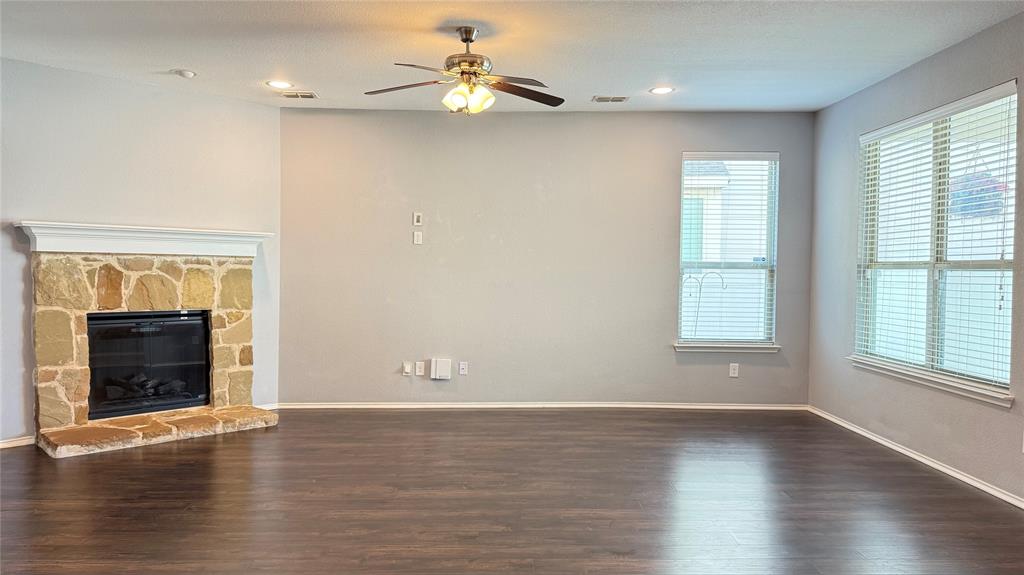 1009 Bruni Court Property Photo 7