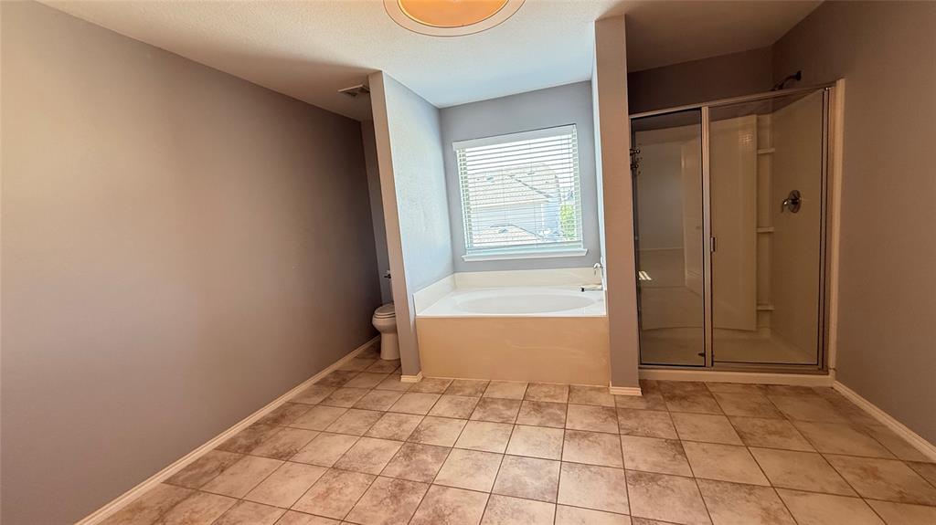1009 Bruni Court Property Photo 23
