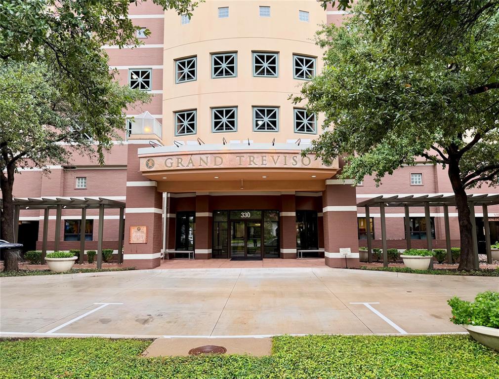 330 Las Colinas Boulevard 1006 Property Photo 3