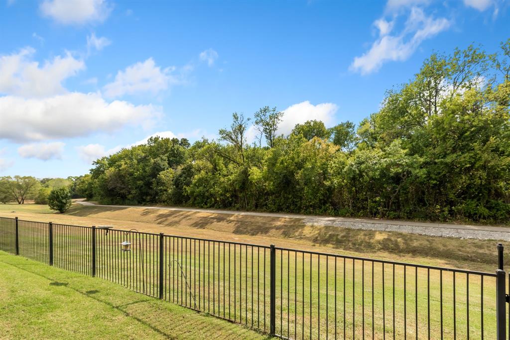 1517 Meadow Ranch Road Property Photo 24