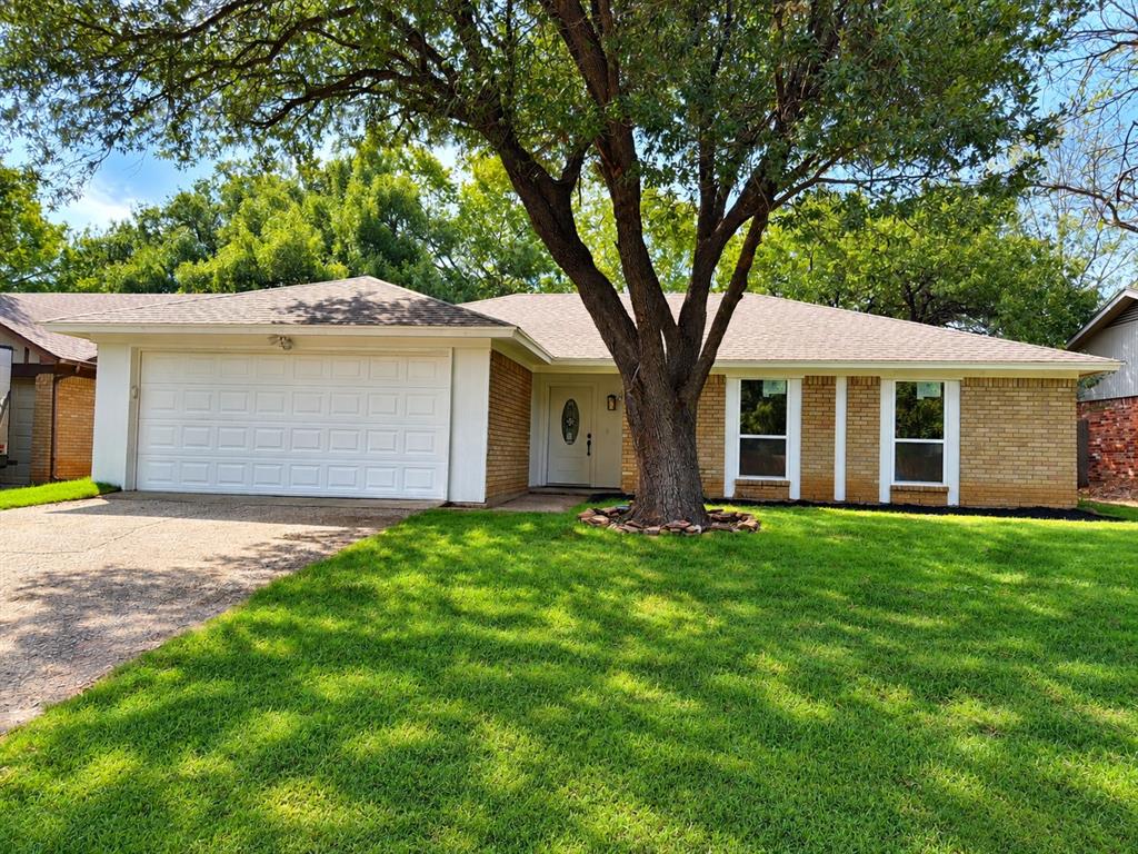2231 Park Springs Court Property Photo 1
