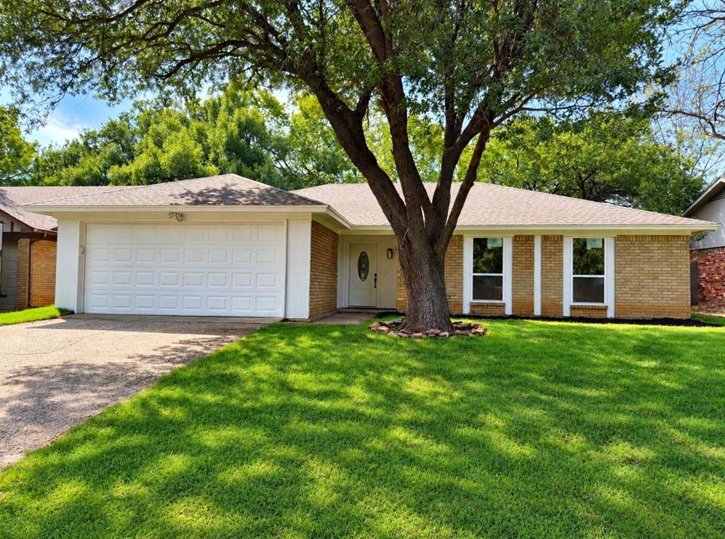 2231 Park Springs Court Property Photo 1