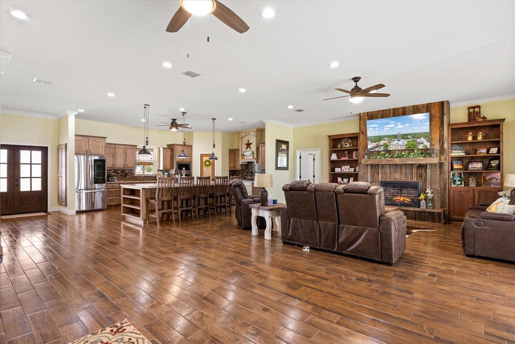 9739 Waldrup Road Property Photo 8